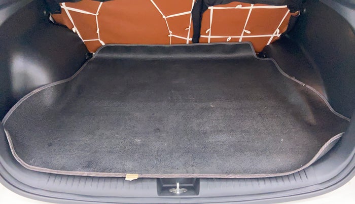 2016 Hyundai Creta 1.6 SX PLUS AUTO PETROL, Petrol, Automatic, 39,166 km, Boot Inside