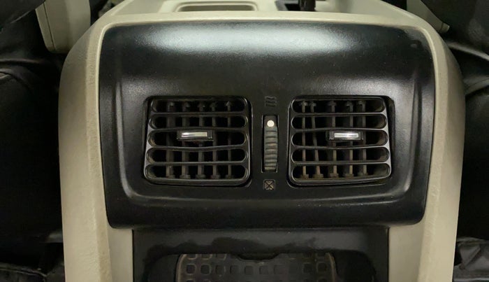 2017 Mahindra Scorpio S11 2WD, Diesel, Manual, 33,074 km, Rear AC Vents