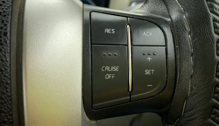 2017 Mahindra Scorpio S11 2WD, Diesel, Manual, 33,074 km, Adaptive Cruise Control