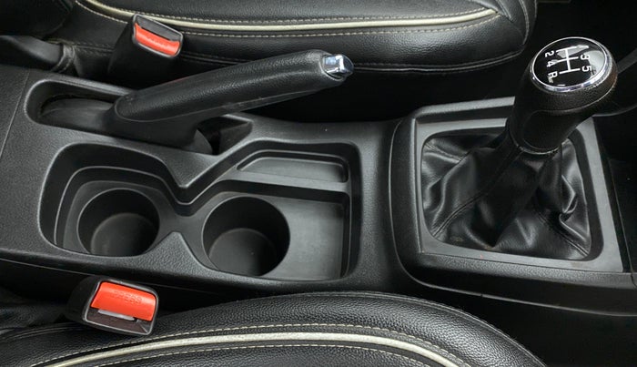 2018 Maruti Vitara Brezza VDI, Diesel, Manual, 49,091 km, Gear Lever