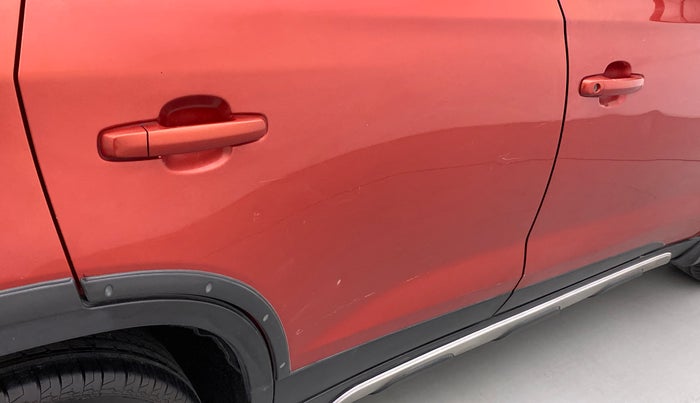 2018 Maruti Vitara Brezza VDI, Diesel, Manual, 49,091 km, Right rear door - Minor scratches