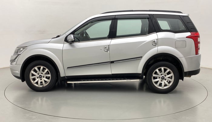 2017 Mahindra XUV500 W10 AT, Diesel, Automatic, 58,584 km, Left Side