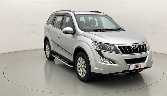 2017 Mahindra XUV500 W10 AT, Diesel, Automatic, 58,584 km, Right Front Diagonal