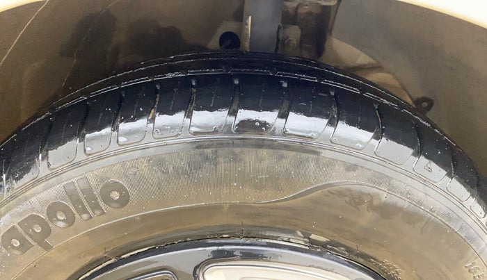2019 Maruti Swift LXI, Petrol, Manual, 21,372 km, Right Front Tyre Tread