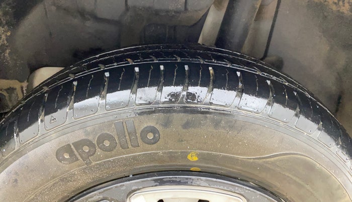 2019 Maruti Swift LXI, Petrol, Manual, 21,372 km, Left Rear Tyre Tread
