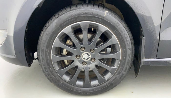2015 Skoda Rapid 1.5 TDI AT ELEGANCE, Diesel, Automatic, 53,133 km, Left Front Wheel