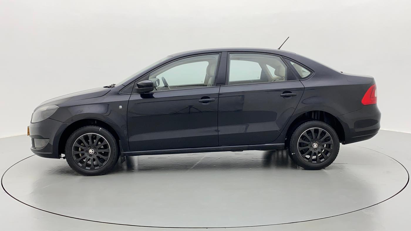 2015 Skoda Rapid 1.5 TDI AT ELEGANCE, Diesel, Automatic, 53,133 km, Left Side