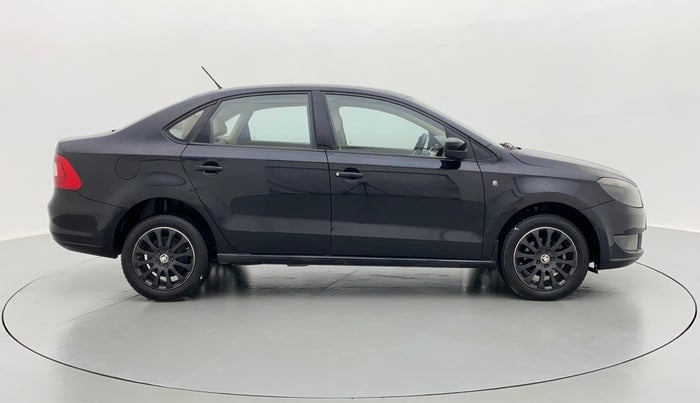 2015 Skoda Rapid 1.5 TDI AT ELEGANCE, Diesel, Automatic, 53,133 km, Right Side View