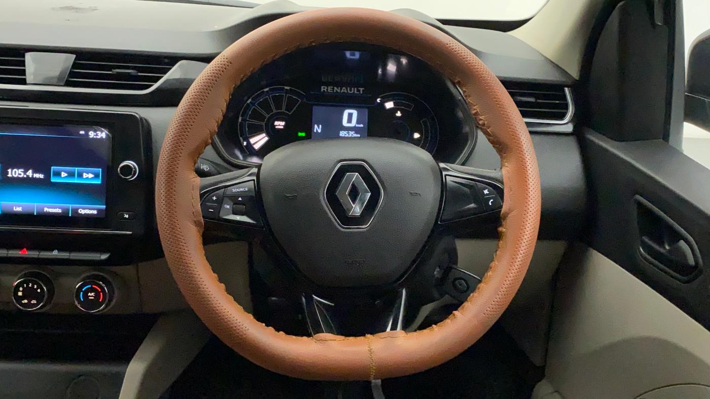 2022 Renault TRIBER RXT AMT, Petrol, Automatic, 18,848 km, Steering Wheel Close Up