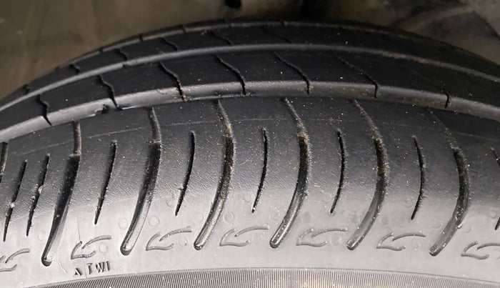 2019 Maruti Baleno DELTA CVT PETROL 1.2, Petrol, Automatic, 11,299 km, Right Front Tyre Tread