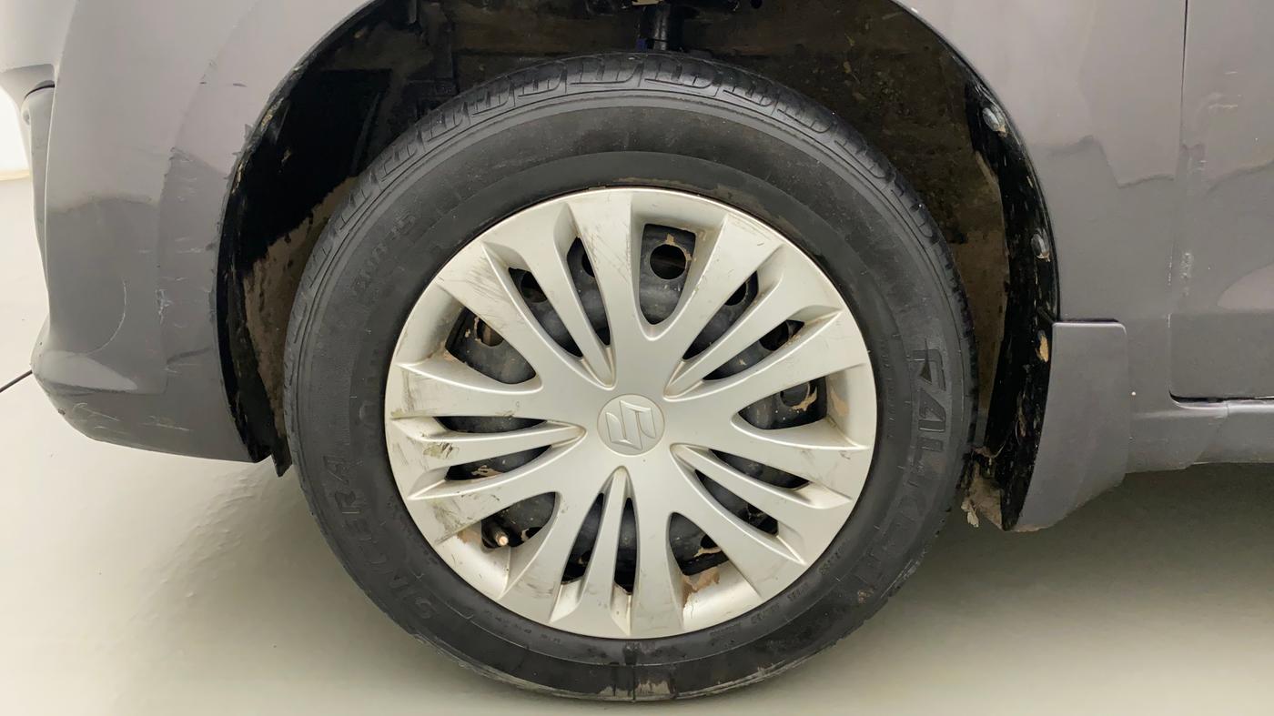 2013 Maruti Ertiga VXI CNG, CNG, Manual, 1,16,596 km, Left Front Wheel