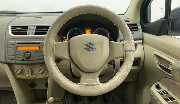 2013 Maruti Ertiga VXI CNG, CNG, Manual, 1,16,596 km, Steering Wheel Close Up