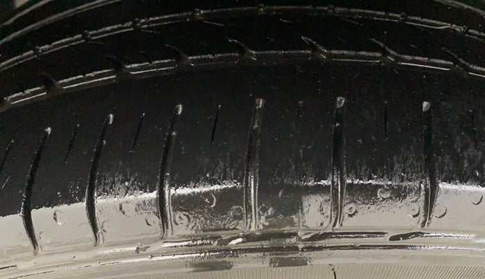 2023 Tata ALTROZ XZA, Petrol, Automatic, 31,031 km, Right Rear Tyre Tread