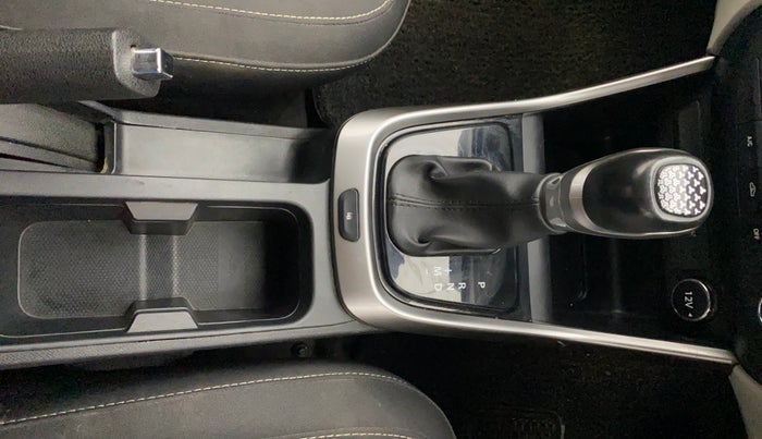 2023 Tata ALTROZ XZA, Petrol, Automatic, 31,031 km, Gear Lever