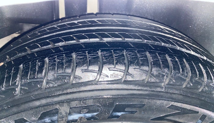 2015 Maruti Ciaz VXI+, Petrol, Manual, 59,542 km, Right Rear Tyre Tread