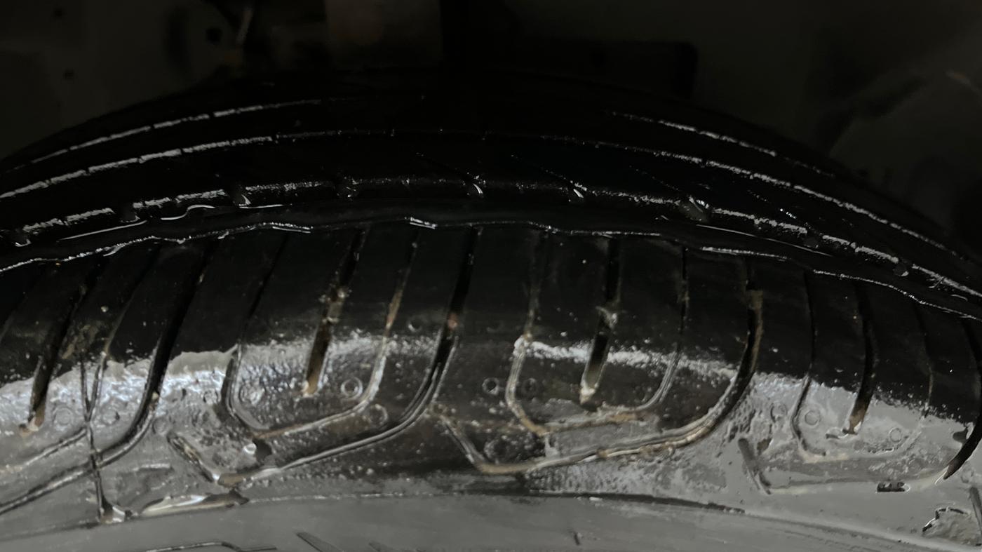 2020 Ford Ecosport TITANIUM 1.5L PETROL, Petrol, Manual, 40,494 km, Right Front Tyre Tread