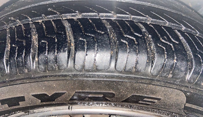 2016 Hyundai Grand i10 ASTA 1.2 KAPPA VTVT, Petrol, Manual, 61,032 km, Right Front Tyre Tread