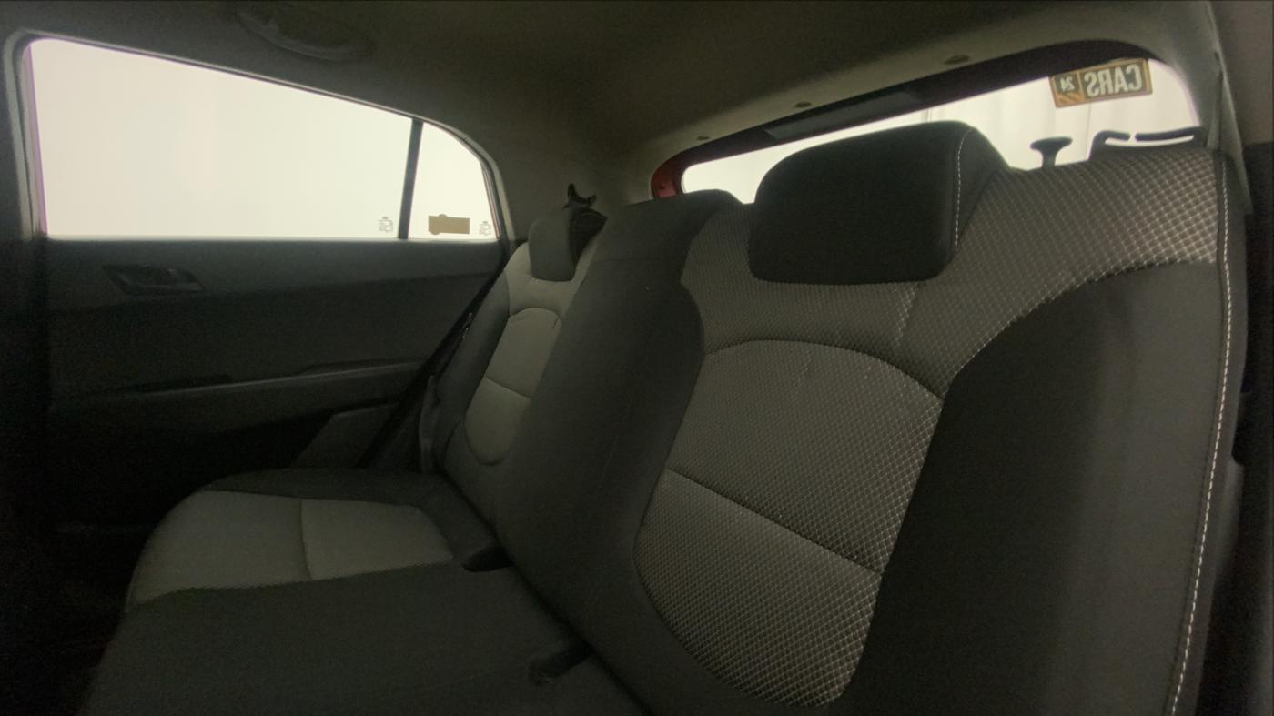 2017 Hyundai Creta E PLUS 1.6 PETROL, Petrol, Manual, 93,555 km, Right Side Rear Door Cabin