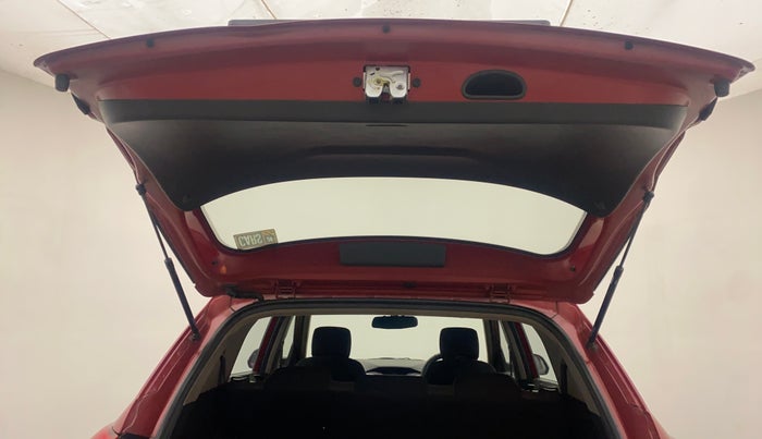 2017 Hyundai Creta E PLUS 1.6 PETROL, Petrol, Manual, 93,555 km, Boot Door Open