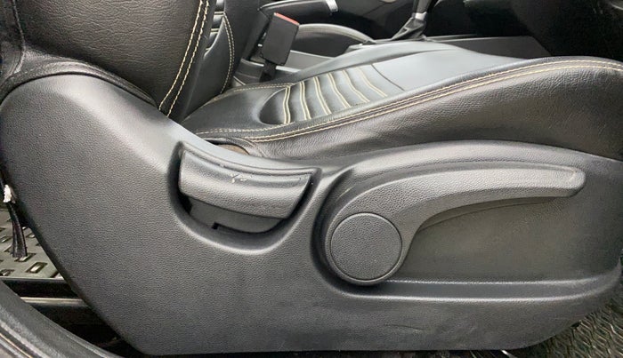 2019 Hyundai Creta SX AT 1.6 PETROL, Petrol, Automatic, 26,764 km, Driver Side Adjustment Panel