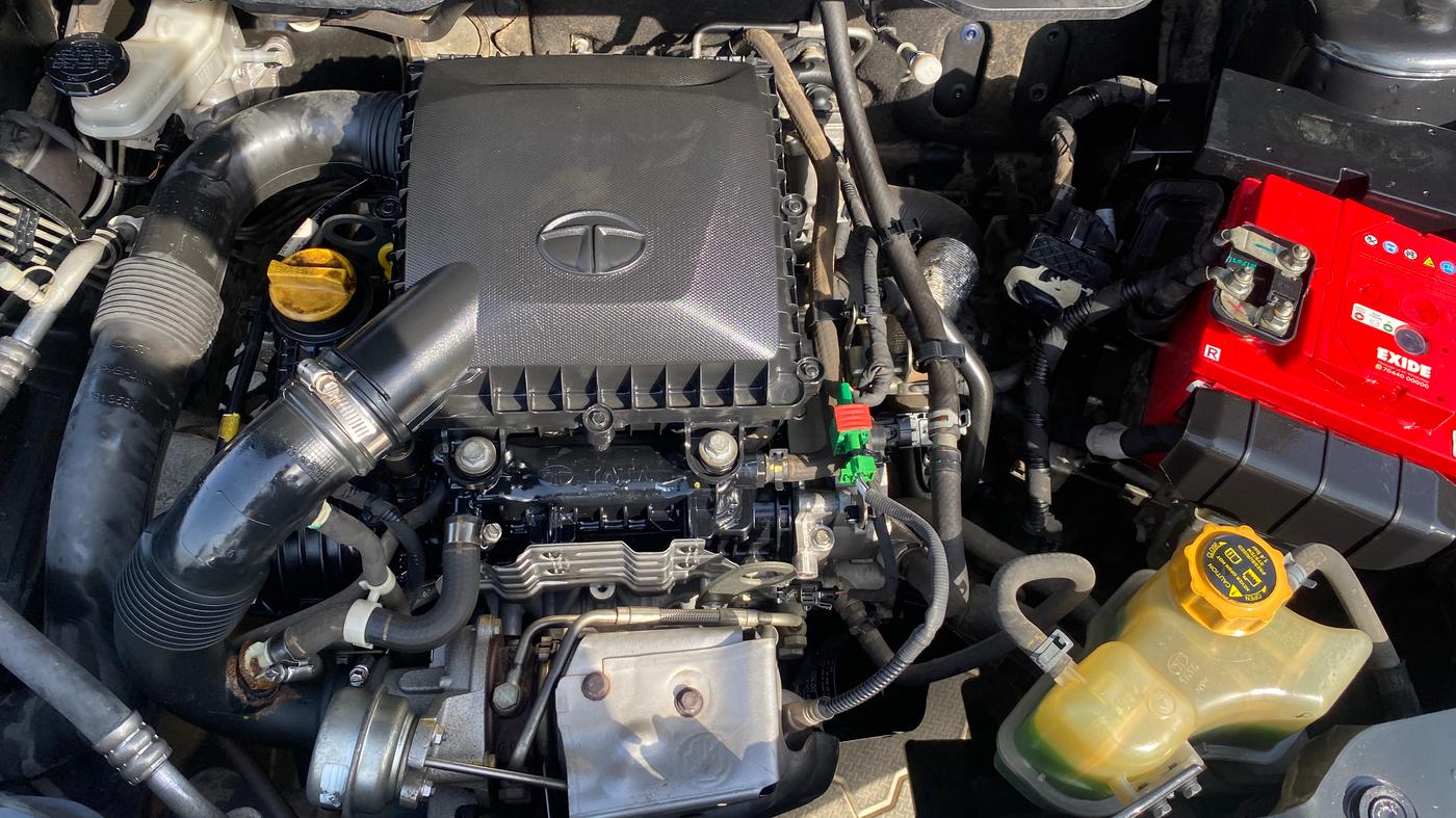 2018 Tata NEXON XZA PLUS PETROL, Petrol, Automatic, 59,408 km, Engine View