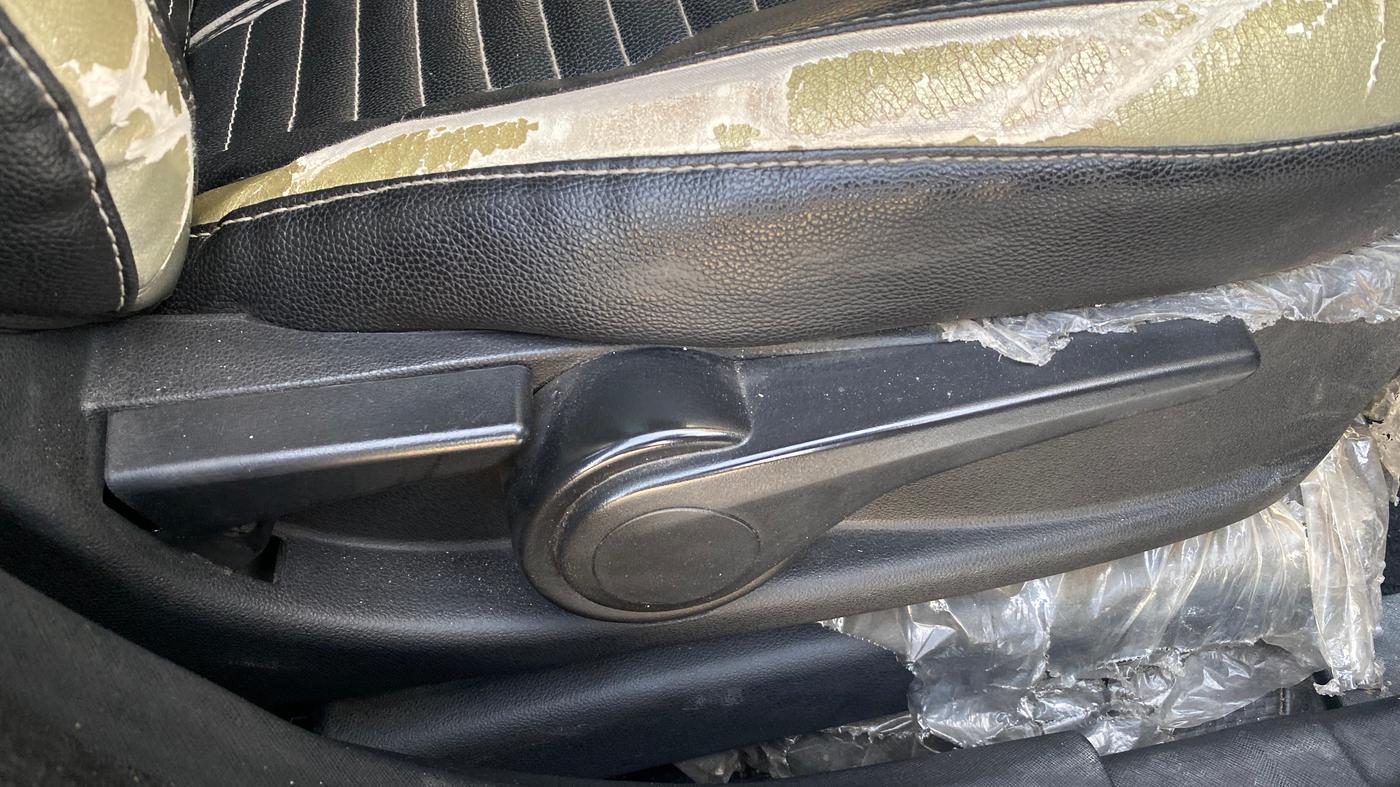 2018 Tata NEXON XZA PLUS PETROL, Petrol, Automatic, 59,408 km, Driver Side Adjustment Panel