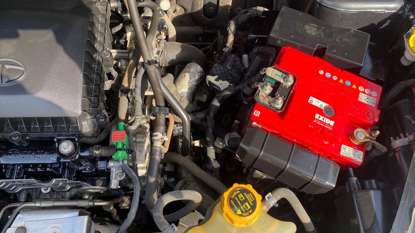 2018 Tata NEXON XZA PLUS PETROL, Petrol, Automatic, 59,408 km, Engine View - Left