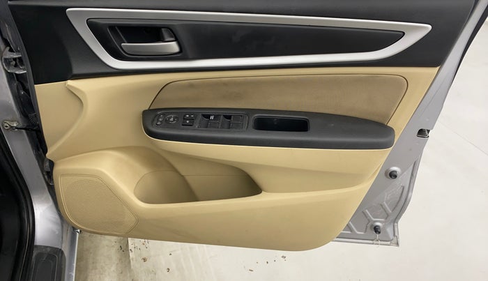 2023 Honda Amaze 1.2L I-VTEC VX, Petrol, Manual, 40,416 km, Driver Side Door Panels Control