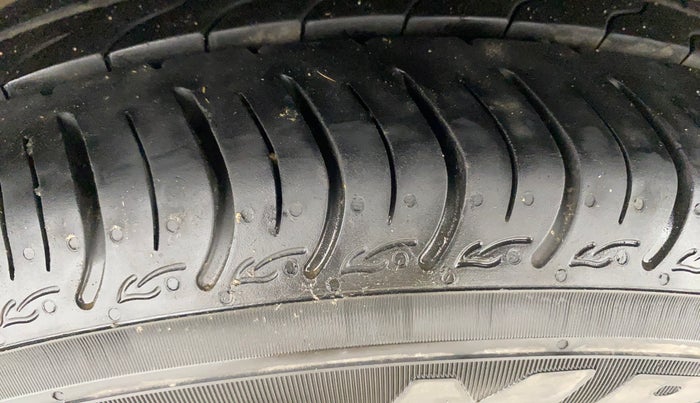 2023 Honda Amaze 1.2L I-VTEC VX, Petrol, Manual, 40,416 km, Right Rear Tyre Tread