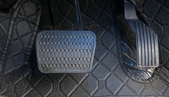 2022 Tata ALTROZ XZA PLUS, Petrol, Automatic, 17,288 km, Pedals