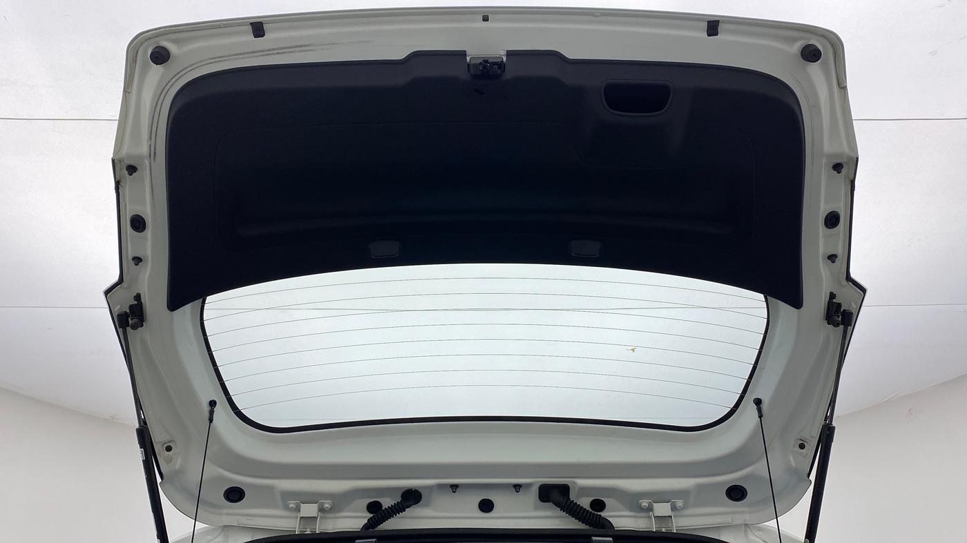2022 Tata ALTROZ XZA PLUS, Petrol, Automatic, 17,288 km, Boot Door Open