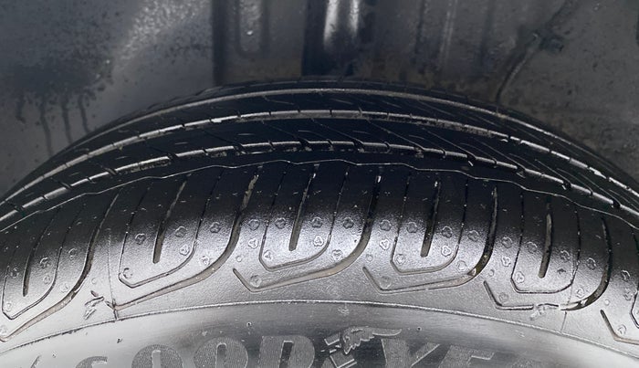 2022 Tata ALTROZ XZA PLUS, Petrol, Automatic, 17,288 km, Right Rear Tyre Tread