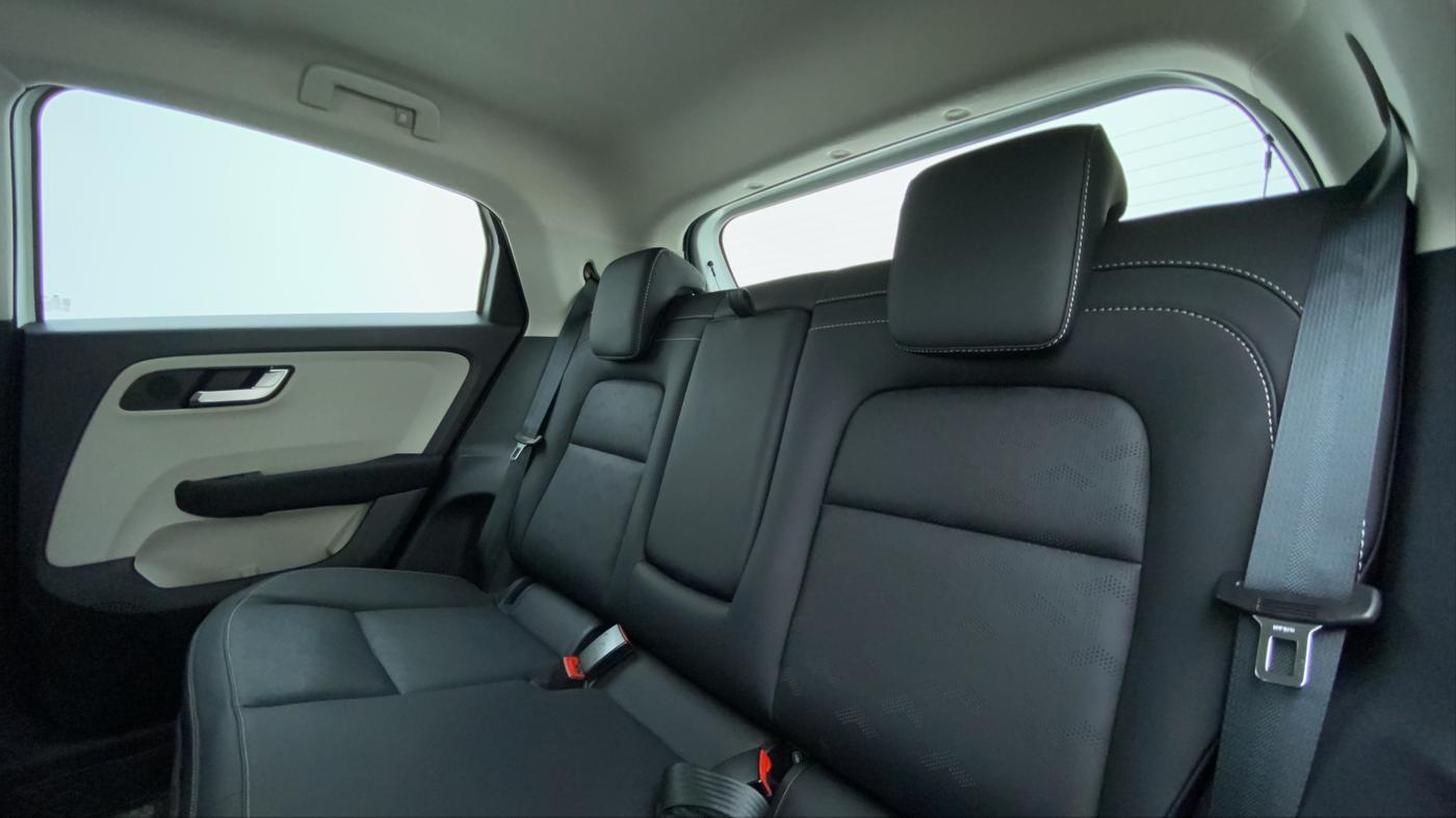 2022 Tata ALTROZ XZA PLUS, Petrol, Automatic, 17,288 km, Right Side Rear Door Cabin