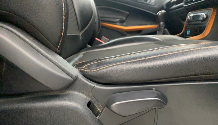 2020 Ford Ecosport TITANIUM 1.5L SPORTS(SUNROOF) DIESEL, Diesel, Manual, 72,241 km, Driver Side Adjustment Panel