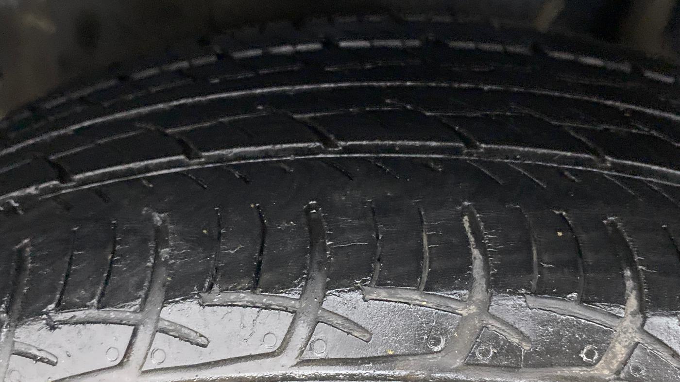 2013 Volkswagen Polo HIGHLINE1.2L PETROL, Petrol, Manual, 66,597 km, Left Rear Tyre Tread