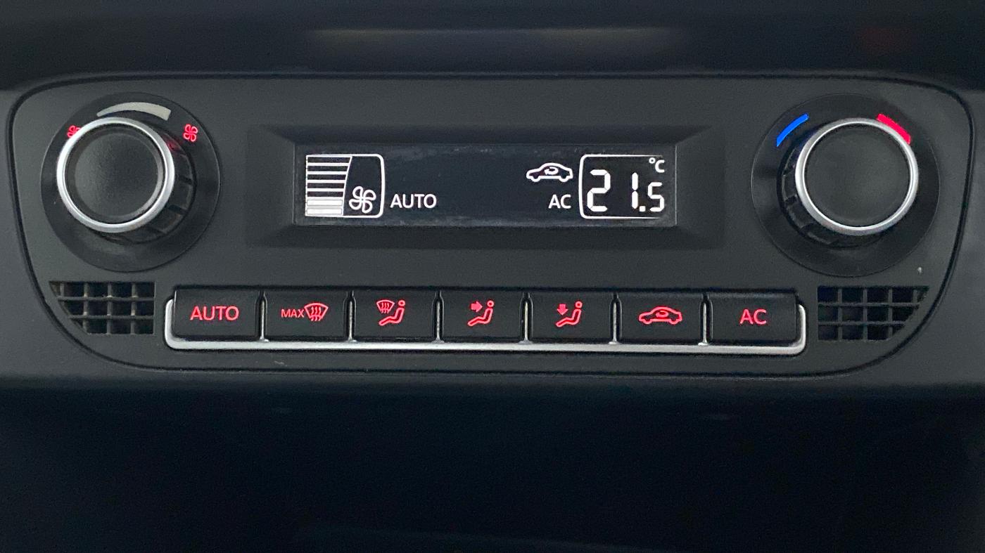 2013 Volkswagen Polo HIGHLINE1.2L PETROL, Petrol, Manual, 66,597 km, Automatic Climate Control
