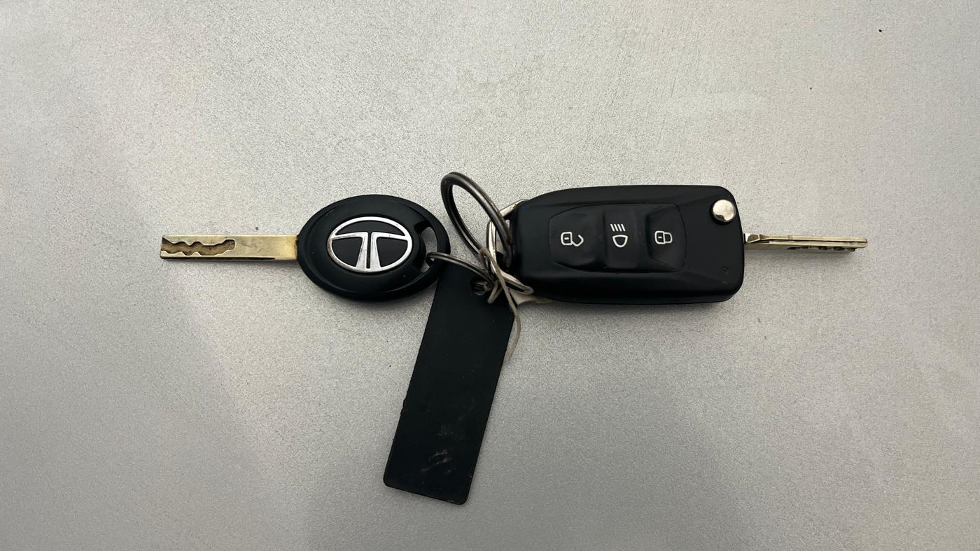 2020 Tata Tiago XZ PETROL, Petrol, Manual, 71,384 km, Key Close Up