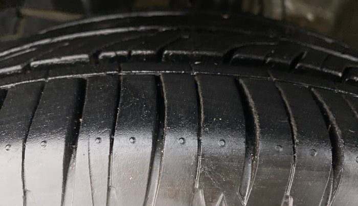 2017 Honda Jazz 1.2L I-VTEC V AT, Petrol, Automatic, 59,929 km, Left Front Tyre Tread