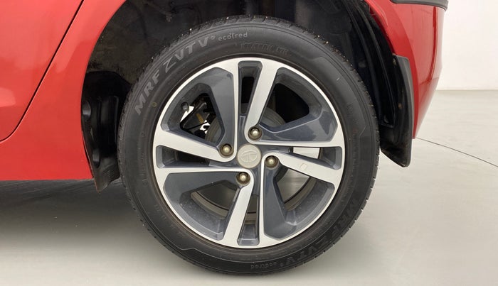 2020 Tata ALTROZ XZ 1.2, Petrol, Manual, 28,672 km, Left Rear Wheel