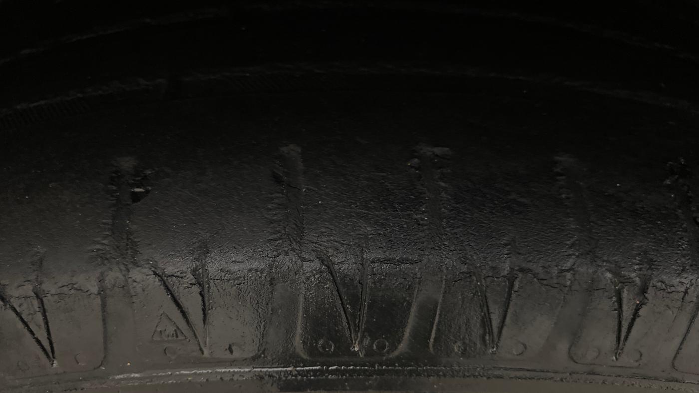 2020 KIA SONET GTX PLUS 1.5 AT, Diesel, Automatic, 75,959 km, Left Front Tyre Tread