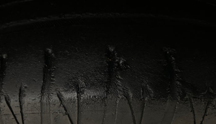 2020 KIA SONET GTX PLUS 1.5 AT, Diesel, Automatic, 75,959 km, Right Front Tyre Tread