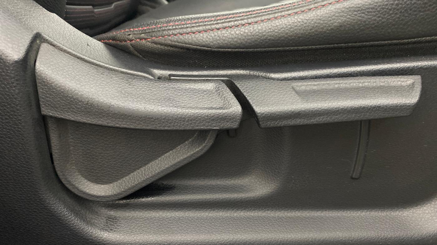 2020 KIA SONET GTX PLUS 1.5 AT, Diesel, Automatic, 75,959 km, Driver Side Adjustment Panel