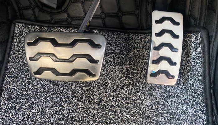 2020 KIA SONET GTX PLUS 1.5 AT, Diesel, Automatic, 75,959 km, Pedals