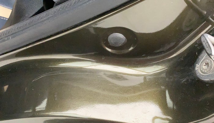 2017 Renault Kwid RXT 0.8, Petrol, Manual, 80,130 km, Left C pillar - Minor scratches