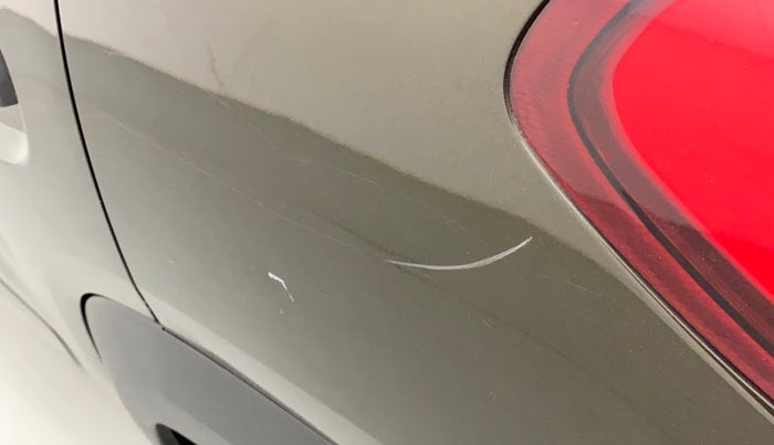 2017 Renault Kwid RXT 0.8, Petrol, Manual, 80,130 km, Left quarter panel - Slightly dented