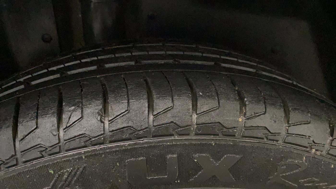 2020 MG HECTOR PLUS SHARP 2.0 DIESEL TURBO MT 6-STR, Diesel, Manual, 65,383 km, Right Rear Tyre Tread