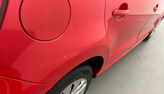 2016 Volkswagen Polo COMFORTLINE 1.2L, Petrol, Manual, 96,940 km, Right quarter panel - Slightly dented