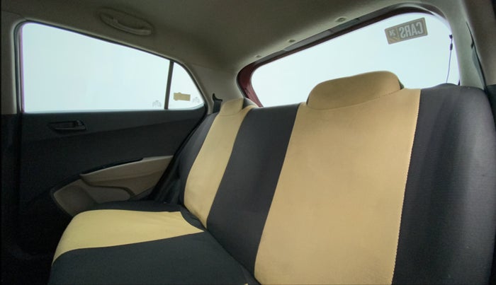 2015 Hyundai Grand i10 MAGNA 1.2 KAPPA VTVT, Petrol, Manual, 62,155 km, Right Side Rear Door Cabin