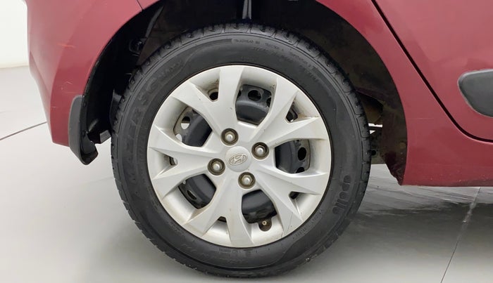 2015 Hyundai Grand i10 MAGNA 1.2 KAPPA VTVT, Petrol, Manual, 62,155 km, Right Rear Wheel