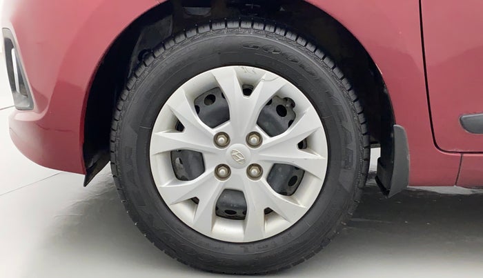 2015 Hyundai Grand i10 MAGNA 1.2 KAPPA VTVT, Petrol, Manual, 62,155 km, Left Front Wheel